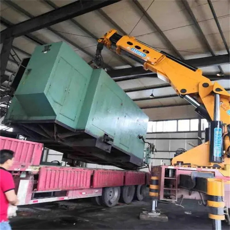 化州吊集装箱的吊车电话