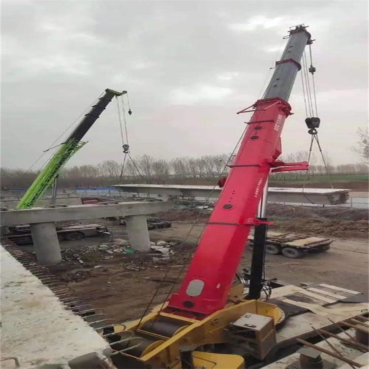 化州钢构件起吊,吊点采用几点绑扎